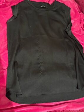 DKNY Black Sleeveless Blouse Tank Top Size M